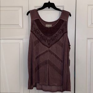plum colored boutique top size XL